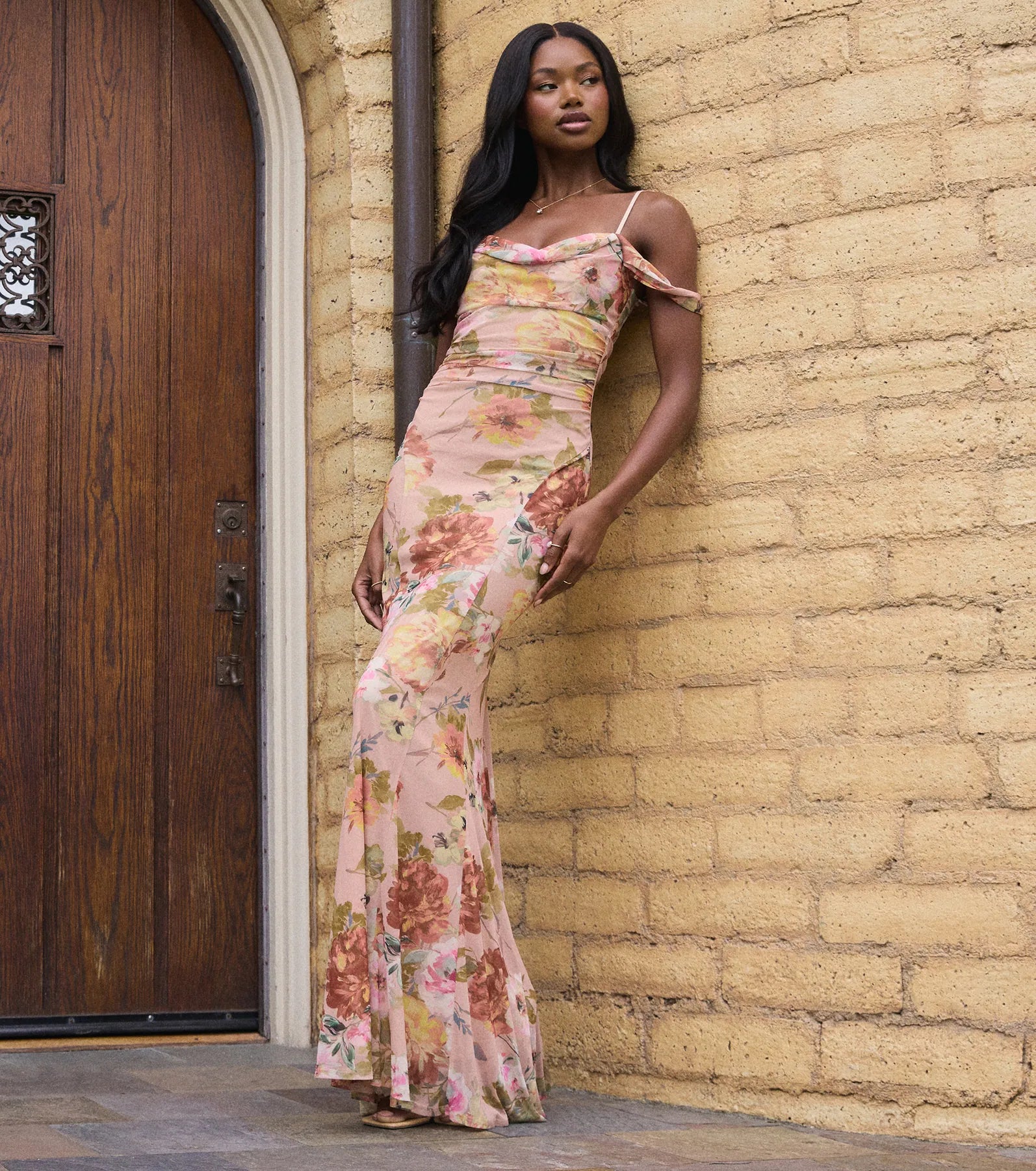 Style your seasonal looks with the Holly Floral Cold Shoulder Mermaid Formal Dress, a trend-right, taupe fall dress designed for any plan on your calendar with new and unqiue details.