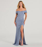 Turn heads at HOCO 2025 in this denim homecoming dress, where statement-making details meet the iconic style of the Meryl Formal Glitter Long Dress.