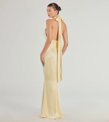 Style your seasonal looks with the Erika Halter Satin Column Formal Dress, a trend-right, yellow fall dress designed for any plan on your calendar with new and unqiue details.