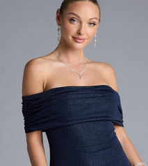 Own the spotlight in the Nastassia Off-The-Shoulder Mermaid Glitter Formal Dress, a navy blue formal dress crafted to deliver luxe style for autumn weddings, Military Balls, or any special event.