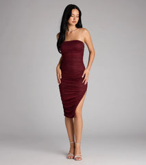 Steal the spotlight in the Shimmering Allure Glitter Tube Midi Dress in wine, a fiery pick from the red homecoming dresses collection designed for bold entrances.