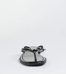 Style made simple with the Dainty Looks Bow Thong Sandals in black, trendy women’s shoes that take your outfit from basic to bold in one step.