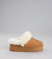 Style made simple with the Cozy Girl Platform Faux Fur Slippers in tan, trendy women’s shoes that take your outfit from basic to bold in one step.