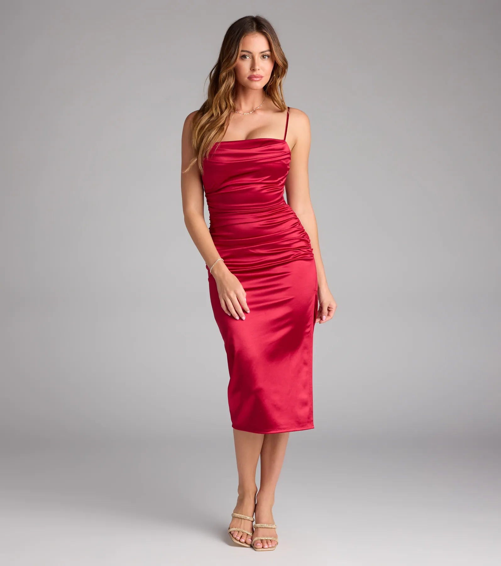 The Chelsea Satin Midi Formal Dress is your new go-to red dress—effortless, versatile, and made to update your fall style in seconds.