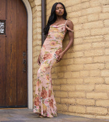 Style your seasonal looks with the Holly Floral Cold Shoulder Mermaid Formal Dress, a trend-right, taupe fall dress designed for any plan on your calendar with new and unqiue details.