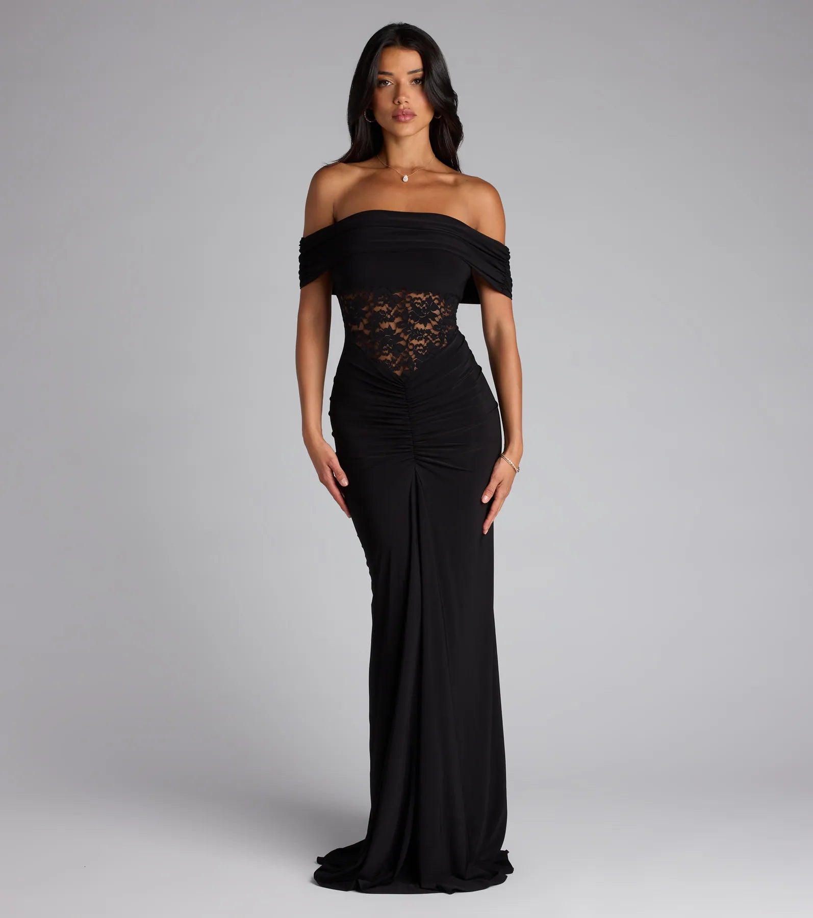 The Lily Off-The-Shoulder Mermaid Formal Dress is your new go-to black dress—effortless, versatile, and made to update your fall style in seconds.