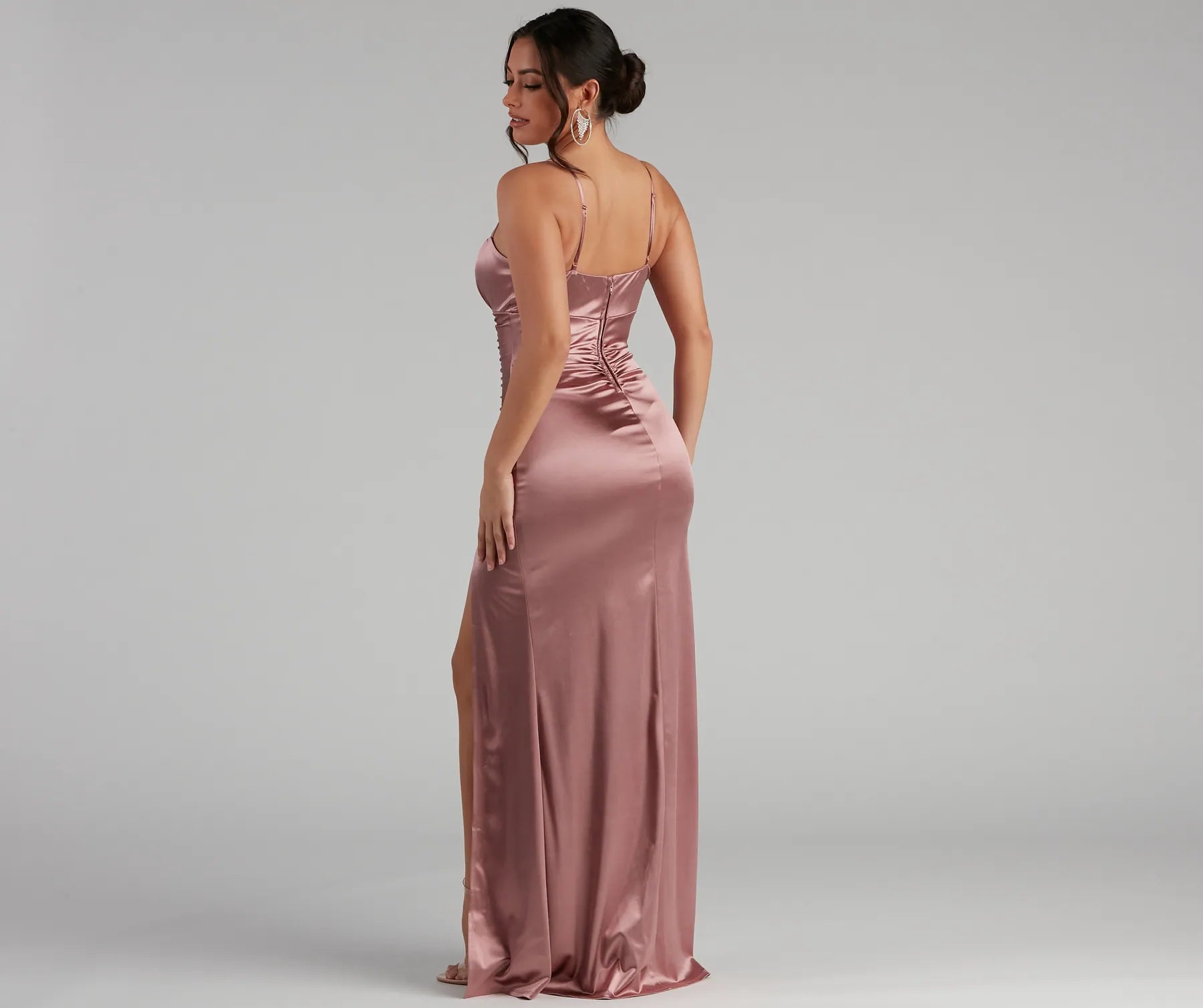 Feel instantly put-together in the Brooklyn Satin Ruched Formal Dress in mauve, a stylish wedding guest dress designed for confident style and all-out celebration.