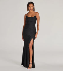Turn heads at Prom 2025 in this black prom dress, where statement-making details meet the iconic style of the Hadlee Sweetheart Halter Mermaid Mesh Formal Dress .