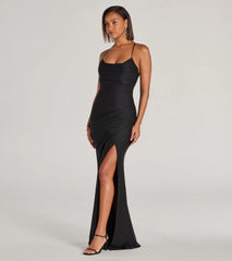 Make a bold statement in the Hadlee Sweetheart Halter Mermaid Mesh Formal Dress in black, the perfect fall dress for weddings, cocktail hours, nights out, and/or seasonal celebrations.