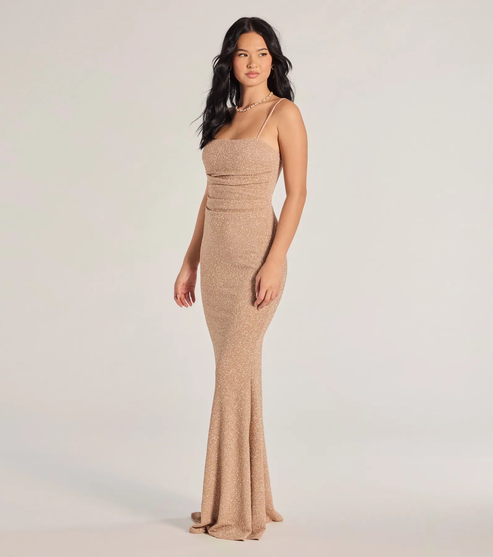 Step into Prom 2025 in a mauve prom dress, where unique Windsor accents and the standout Wendy Sleeveless Mermaid Glitter Formal Dress style come together.