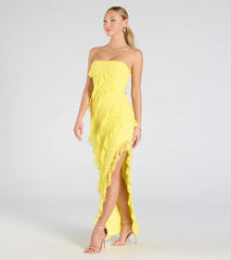 Flaunt your silhouette in the tight Kellie Strapless Ruffled Slit Lace Formal Dress in yellow, a bodycon dress that empowers your look with bold style and effortless edge.