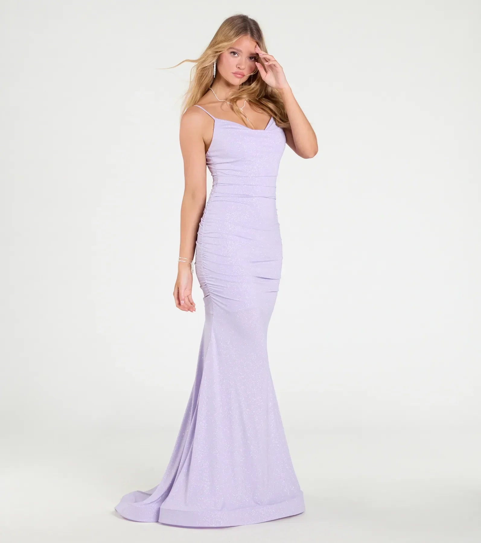 The Klarissa Cowl Neck Mermaid Glitter Formal Dress is your new go-to lavender dress—effortless, versatile, and made to update your fall style in seconds.