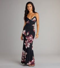 Style your seasonal looks with the Flirty Twist Floral Lace-Up Maxi Dress, a trend-right, fall dress designed for any plan on your calendar with new and unqiue details.