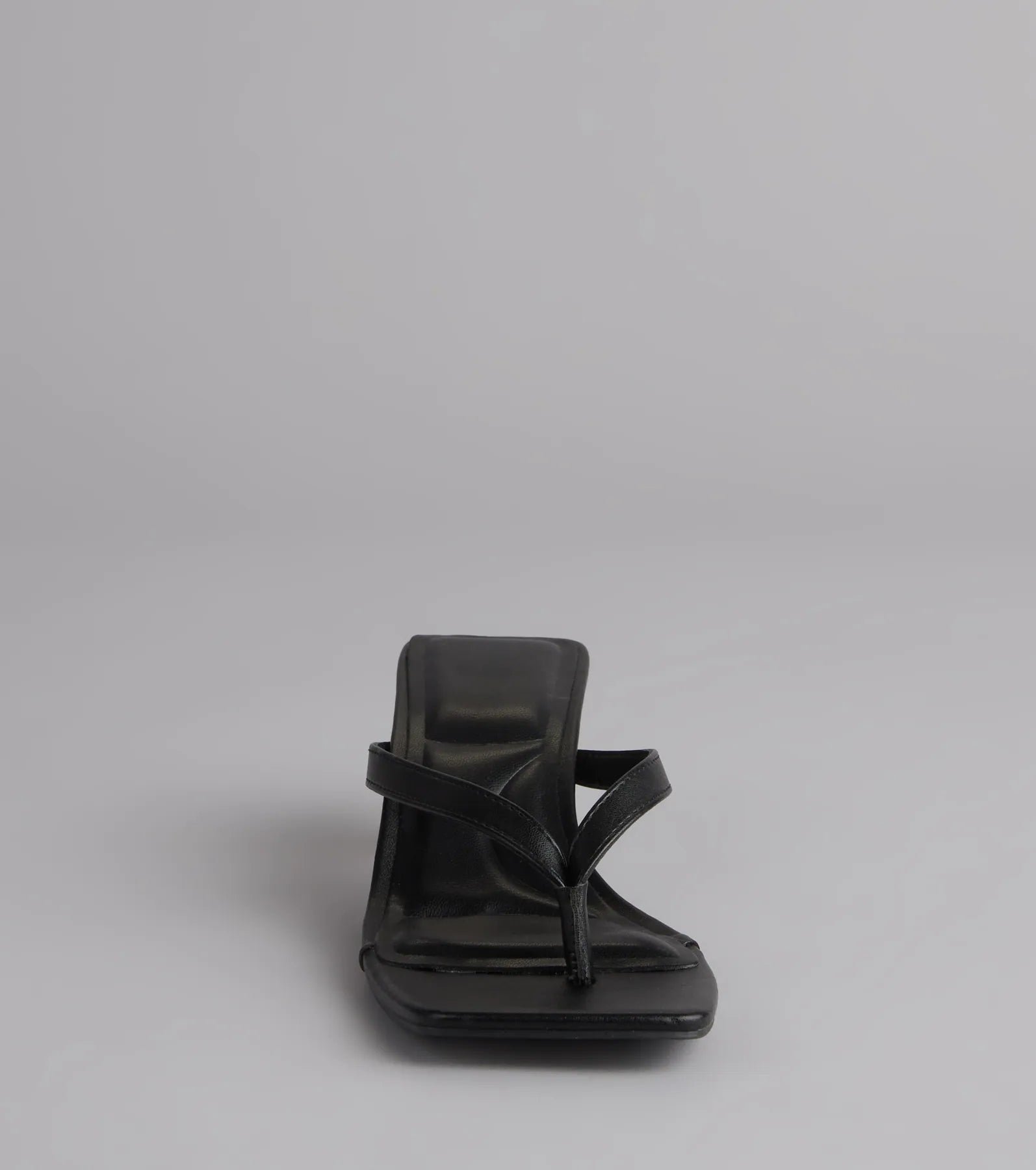 Style made simple with the Feeling Chic Thong Square Toe Heels in black, trendy women’s shoes that take your outfit from basic to bold in one step.