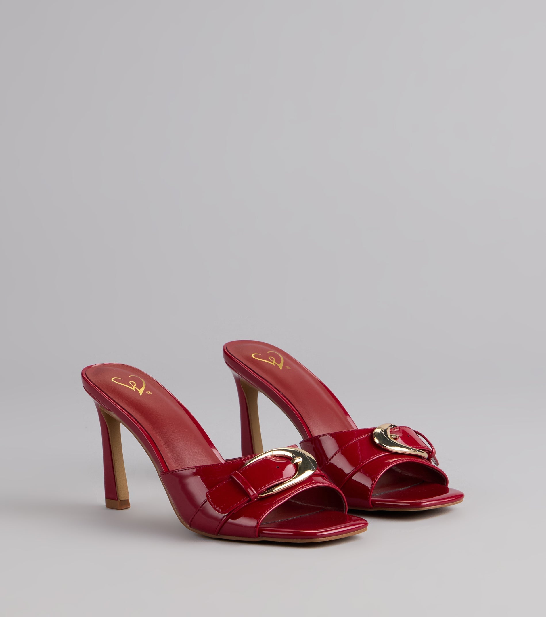 Style made simple with the City Lights Buckle Heel Mules, trendy women’s shoes that take your outfit from basic to bold in one step.