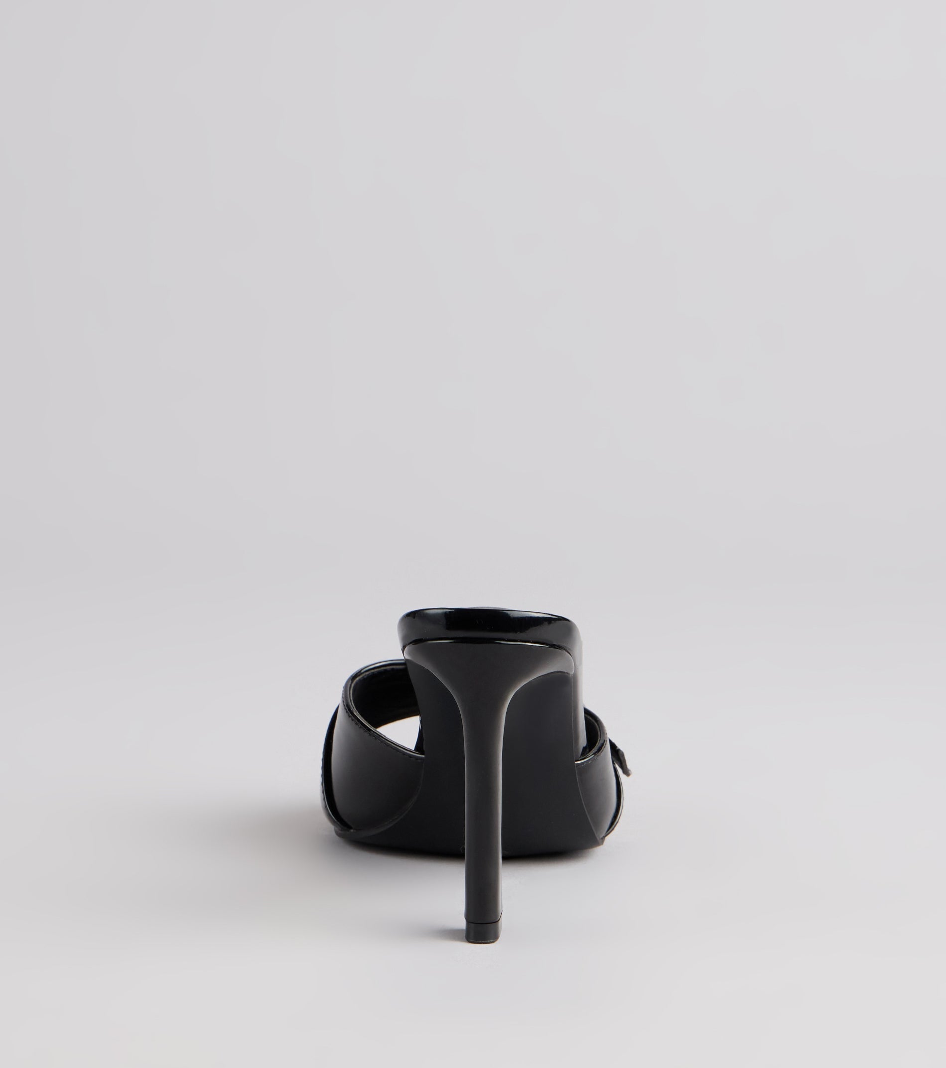 Style made simple with the City Lights Buckle Heel Mules, trendy women’s shoes that take your outfit from basic to bold in one step.