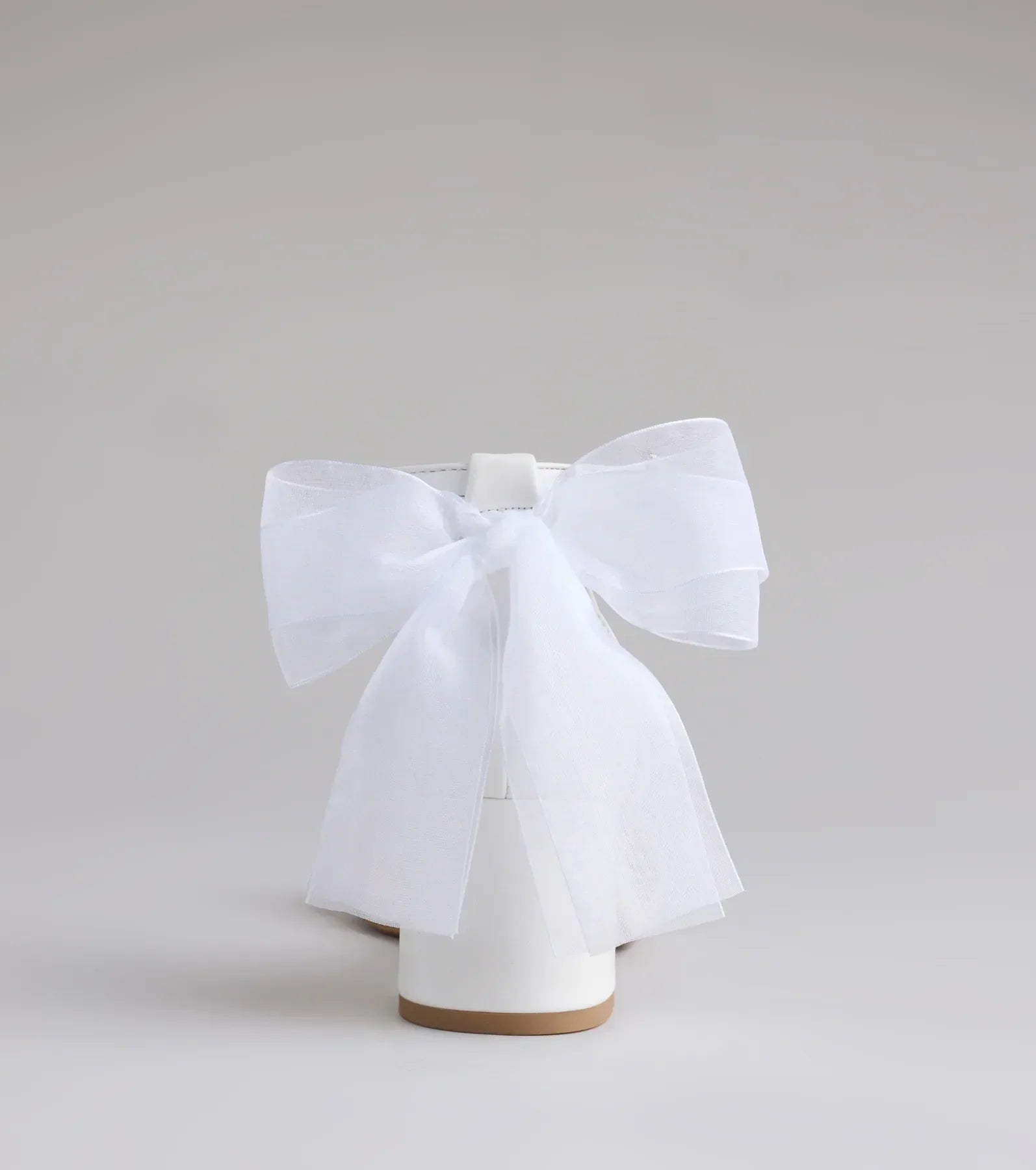 Elevate warm-weather looks with So Pretty Chiffon Bow Satin Block Heels in white, a pair of trendy sandals bringing chic, modern flair to every step.