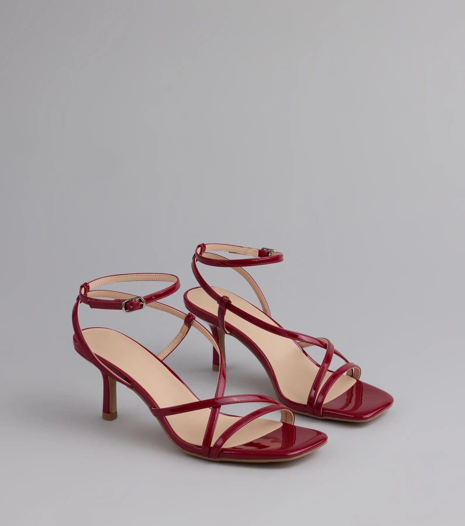 Style made simple with the Simply Stunning Strappy Kitten Heels in wine, trendy women’s shoes that take your outfit from basic to bold in one step.