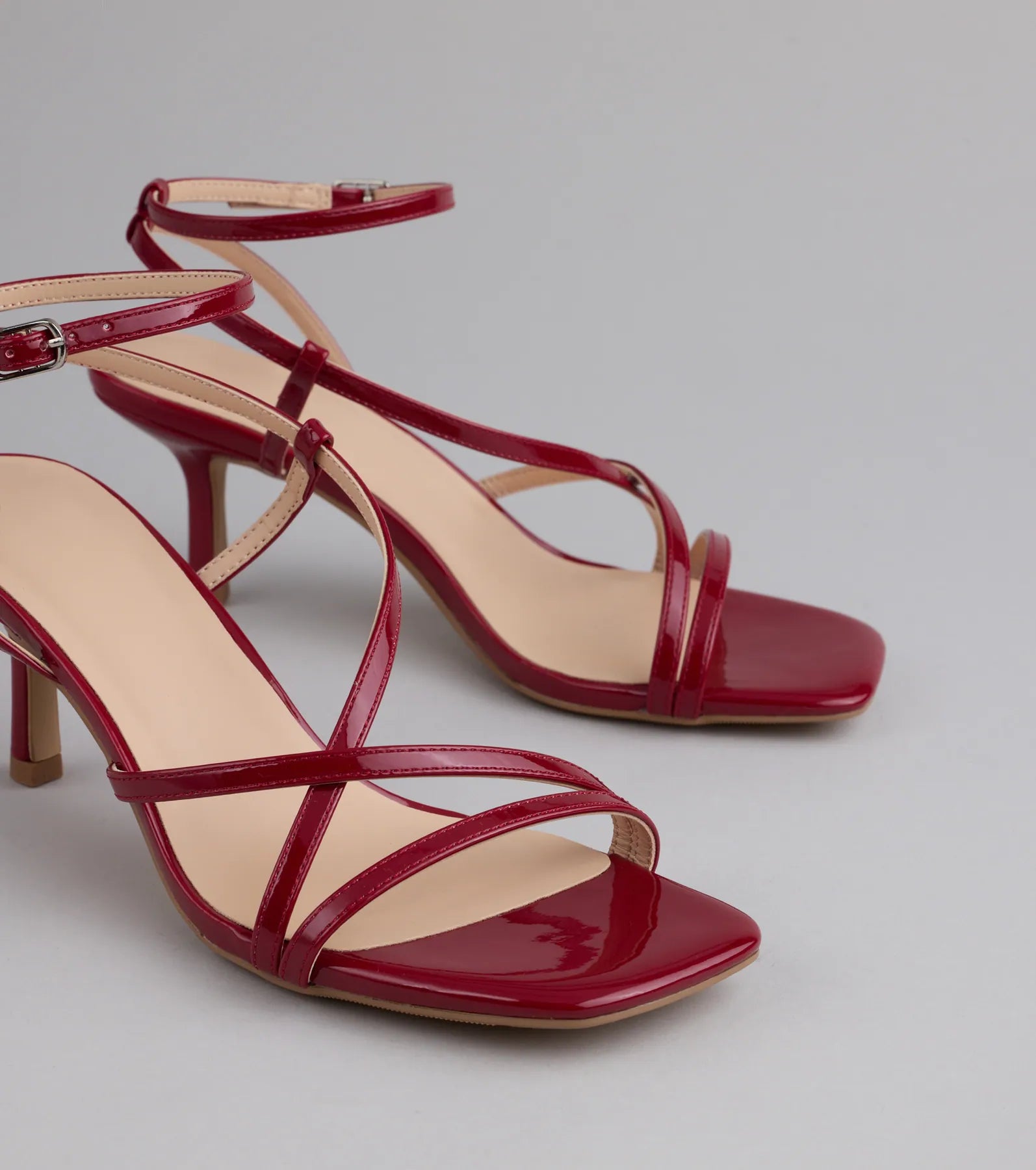 Style made simple with the Simply Stunning Strappy Kitten Heels in wine, trendy women’s shoes that take your outfit from basic to bold in one step.