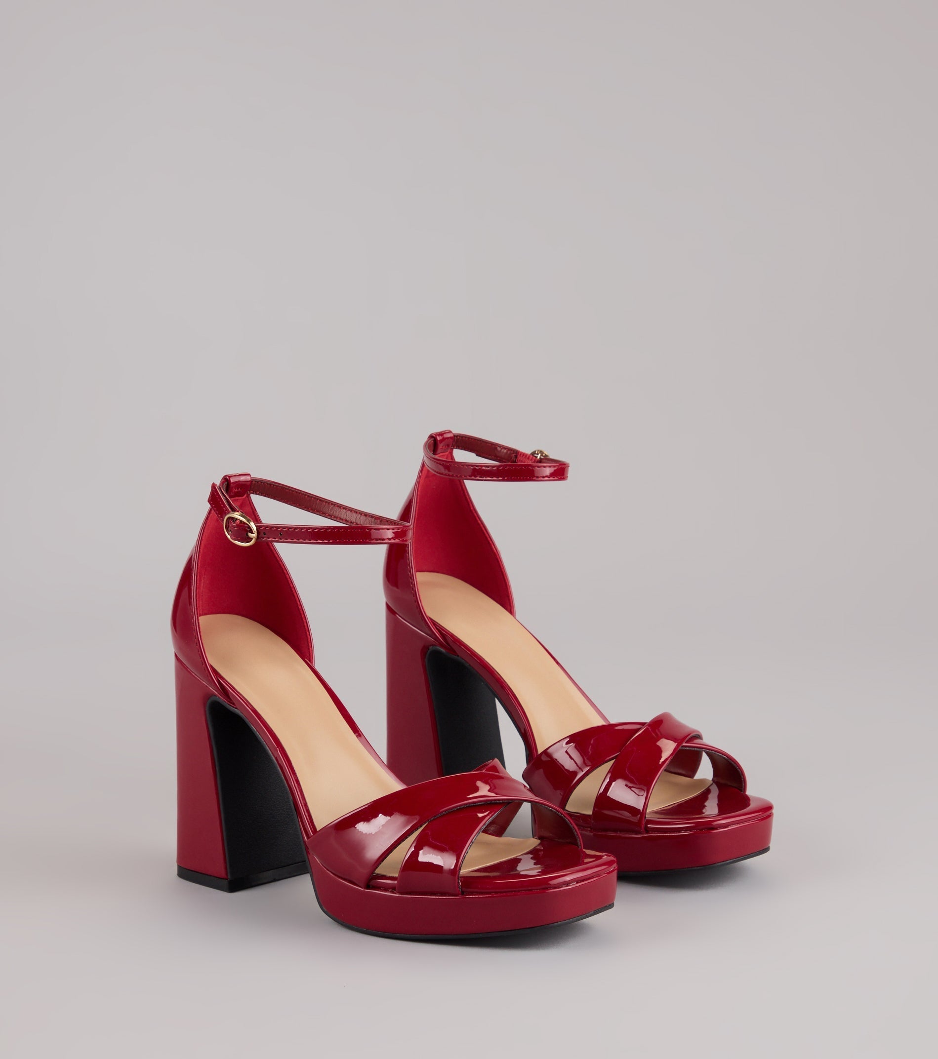 Style made simple with the Weekend Glam Platform Block Heels, trendy women’s shoes that take your outfit from basic to bold in one step.