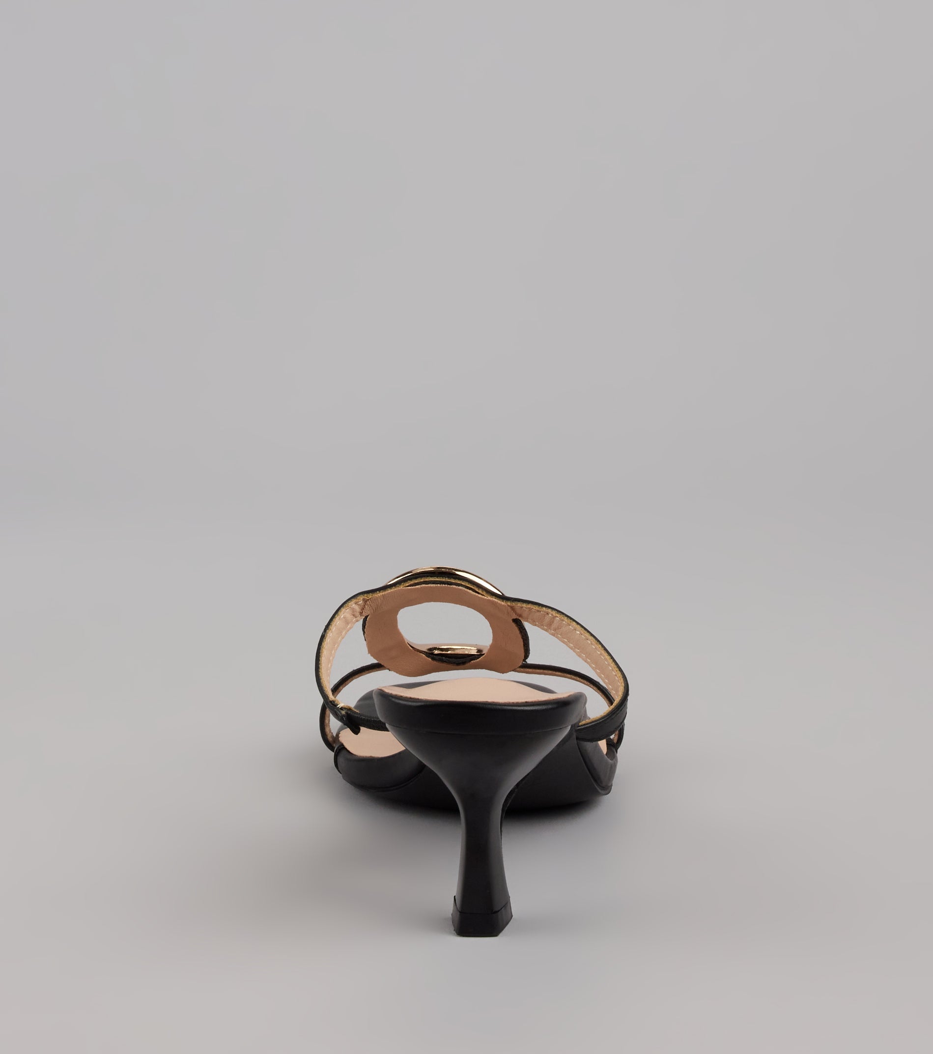 This piece brings trend-right energy to the Sassy Sleek Square Toe Kitten Heels, perfect for fall outfits that stand out.