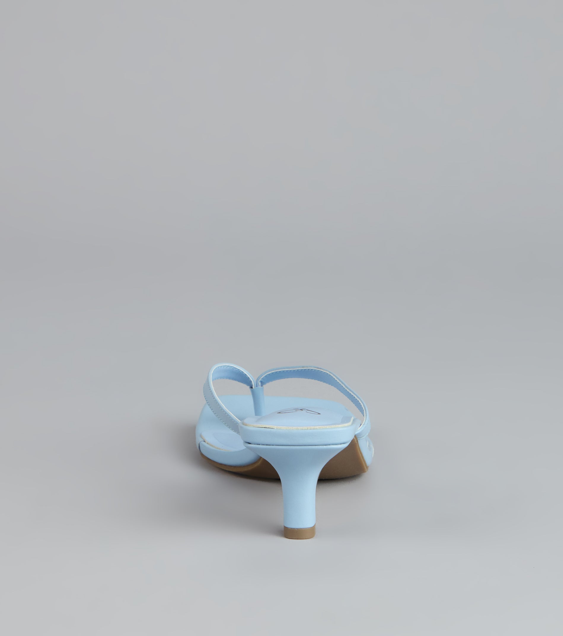 Style made simple with the Feeling Chic Thong Square Toe Heels, trendy women’s shoes that take your outfit from basic to bold in one step.