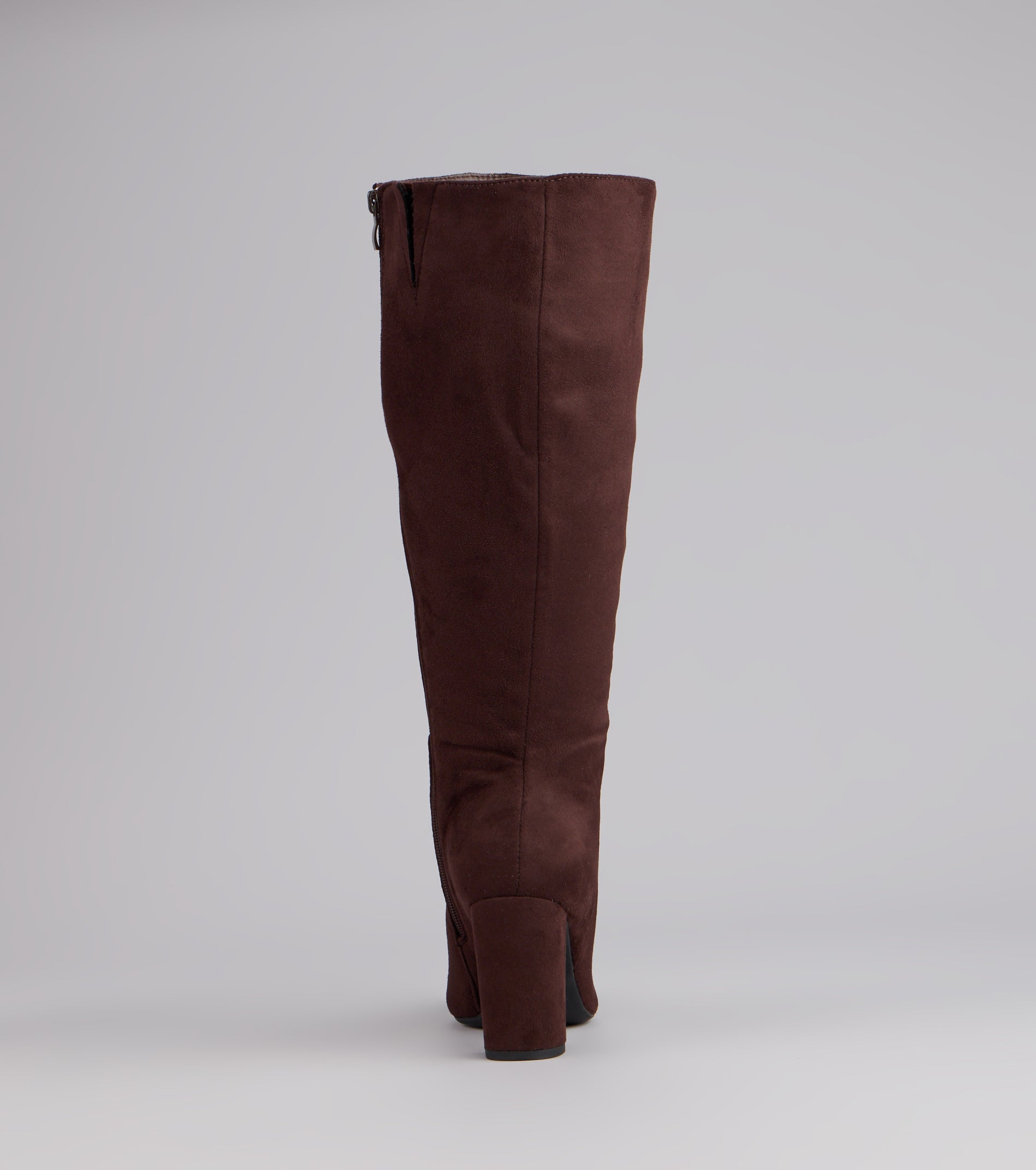 This piece brings trend-right energy to the Fall For Me Wide Calf Knee-High Boots, perfect for fall outfits that stand out.